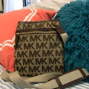 Michael Kors Crossbody Bag
